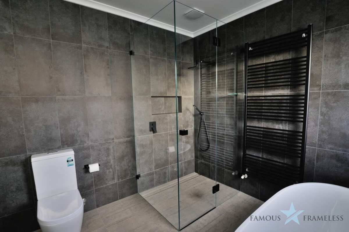 frameless-shower-screens-shower-screen-installation-melbourne