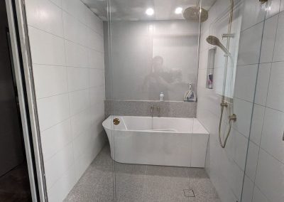 Low Iron Shower Screens