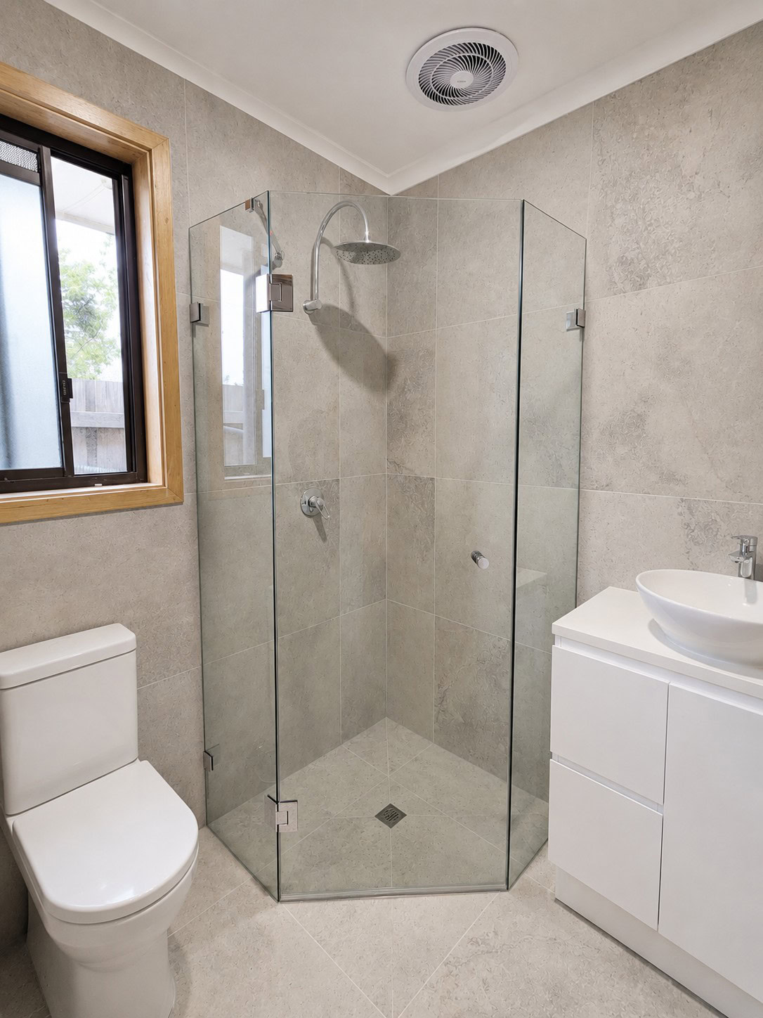 Angled 135 degree shower screen installed in Kealba