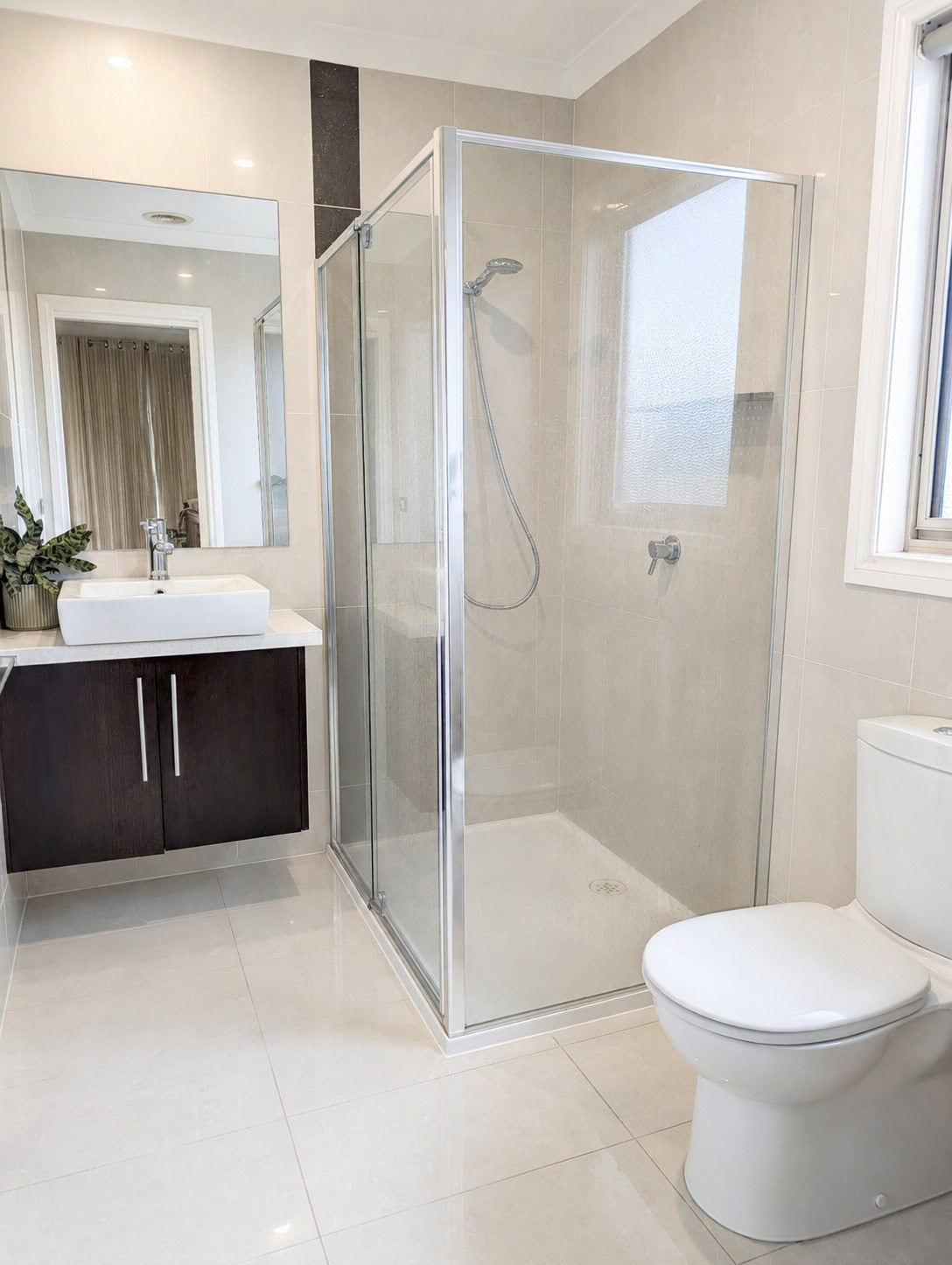 Ensuite before shower screen replacement in Sydenham bathroom