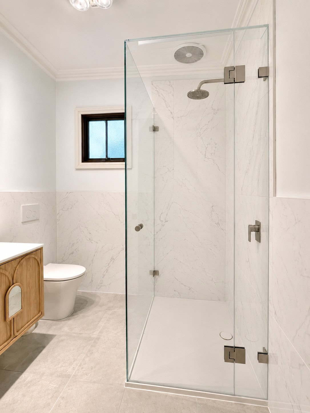 Low-iron frameless shower screen installed in Gisborne South